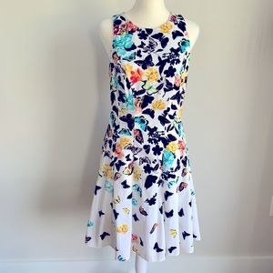 $25 MAGGY LONDON Butterfly Pattern Dress